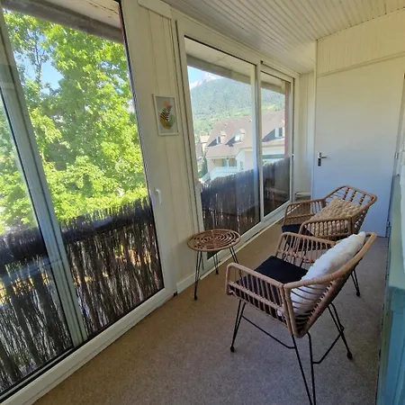 Daire T2 Avec Loggia Vue Montagne Laruns