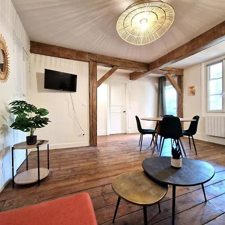 Daire T2 Avec Loggia Vue Montagne *