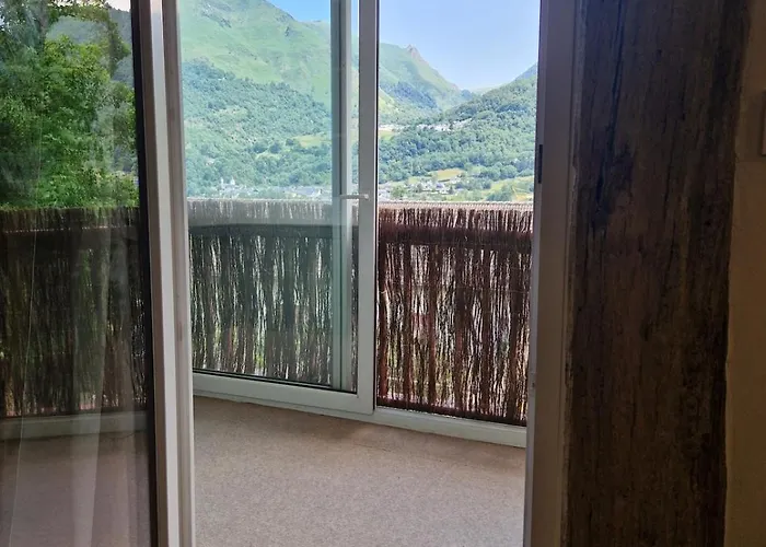Appartement T2 Avec Loggia Vue Montagne *