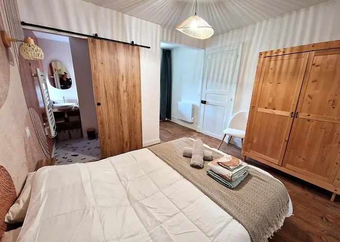 Appartement T2 Avec Loggia Vue Montagne *